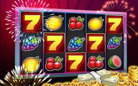 QRIS QR code and Indonesian payment method icons on royaltoto togel